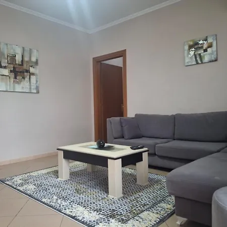Cozy Appartement Tirana